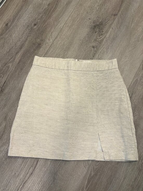 Aritzia Dresses & Skirts - Wilfred Linen Mini Skirt